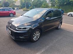 Schwarz Gebraucht 2017 VW Touran Highline Van / Kleinbus | 14.999 € (Guter Preis)