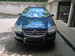 Blau Gebraucht 2007 VW Golf V Kombi | 2.200 € (Fairer Preis)