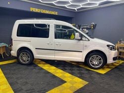 Weiß Gebraucht 2013 VW Caddy Highline Van / Kleinbus | 8.500 € (Guter Preis)