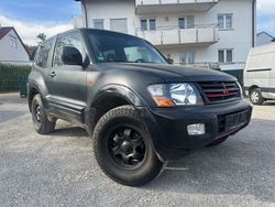 Schwarz Gebraucht 2002 Mitsubishi Pajero SUV | 5.999 € (Guter Preis)