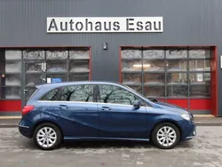 Blau Gebraucht 2012 Mercedes B180 Van / Kleinbus | 9.950 € (Teuer)