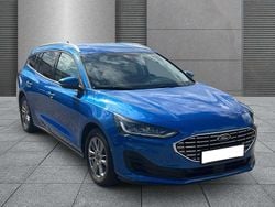 Desert island blue (metallic) Gebraucht 2024 Ford Focus Titanium Kombi | 22.517 € (Guter Preis)