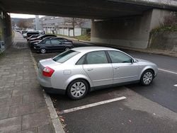 Grau Gebraucht 2005 Audi A4 Limousine | 1.800 € (Guter Preis)