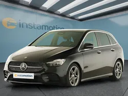 Schwarz Gebraucht 2024 Mercedes B200 AMG Van / Kleinbus | 35.649 € (Teuer)