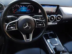 Grau Gebraucht 2019 Mercedes B250 Progressive Van / Kleinbus | 22.400 € (Superpreis)
