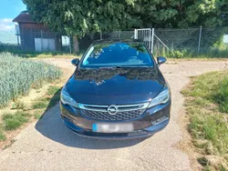 Blau Gebraucht 2018 Opel Astra Limousine | 12.500 € (Teuer)