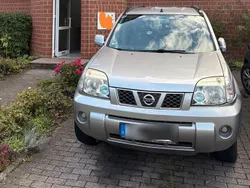 Grau Gebraucht 2006 Nissan X-Trail Comfort SUV | 4.200 €