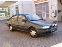 Grün Gebraucht 1994 Nissan Primera Limousine | 2.000 €