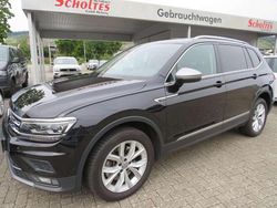 Deep black perleffekt Gebraucht 2018 VW Tiguan Allspace Highline SUV | 23.680 € (Fairer Preis)