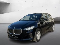 Schwarz Neu 2024 BMW 216 Active Tourer Van / Kleinbus | 31.559 €