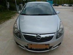Silber Gebraucht 2010 Opel Corsa Innovation Kleinwagen | 3.300 € (Guter Preis)