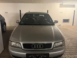 Silber Gebraucht 1998 Audi A4 Limousine | 1.500 € (Guter Preis)