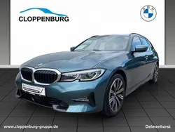 Blau Gebraucht 2020 BMW 320 Sport Line Kombi | 29.999 € (Fairer Preis)