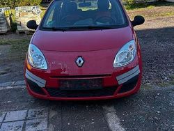 Rot Gebraucht 2007 Renault Twingo Authentique Kleinwagen | 845 € (Guter Preis)