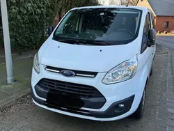 Weiß Gebraucht 2017 Ford Transit Custom Van / Kleinbus | 17.999 € (Teuer)