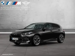 Black sapphire Neu 2025 BMW 120 Sport Line Kleinwagen | 47.080 €