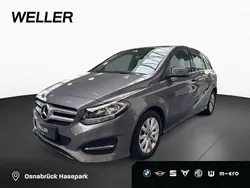 Grau Gebraucht 2018 Mercedes B180 Van / Kleinbus | 17.490 € (Fairer Preis)