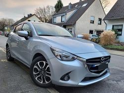Grau Gebraucht 2017 Mazda 2 Exclusive-Line Limousine | 11.200 € (Fairer Preis)
