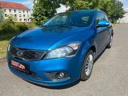 Blau Gebraucht 2013 Kia ProCeed Vision Kleinwagen | 6.200 €
