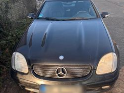 Schwarz Gebraucht 2001 Mercedes SLK230 Cabrio | 2.000 € (Guter Preis)