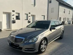 Grau Gebraucht 2011 Mercedes E220 Avantgarde Kombi | 10.300 € (Fairer Preis)