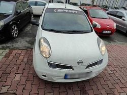 Weiß Gebraucht 2009 Nissan Micra Kleinwagen | 1.240 €