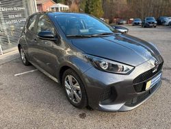 Grau Gebraucht 2025 Mazda 2 Exclusive-Line Limousine | 20.490 € (Guter Preis)