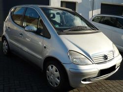 Silber Gebraucht 2004 Mercedes A140 Limousine | 1.200 € (Fairer Preis)