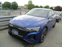 Ultrablau metallic Gebraucht 2023 Audi Q8 e-tron S-Line SUV | 59.625 € (Superpreis)