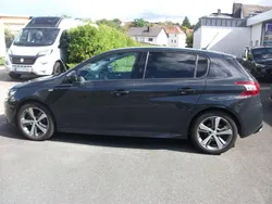 Blau Gebraucht 2017 Peugeot 308 Style Limousine | 8.200 € (Guter Preis)