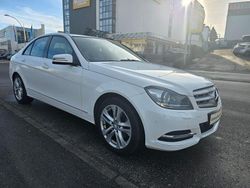 Weiß Gebraucht 2013 Mercedes C200 Avantgarde Limousine | 12.990 € (Fairer Preis)