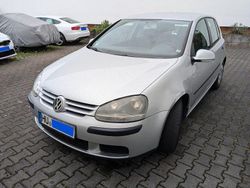 Silber Gebraucht 2003 VW Golf IV Trendline Limousine | 1.000 € (Superpreis)