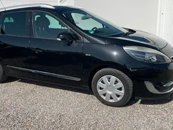 Schwarz Gebraucht 2013 Renault Grand Scénic III Bose Edition Van / Kleinbus | 4.300 € (Fairer Preis)