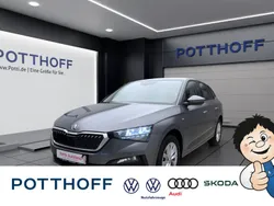 Graphite grau (metallic) Gebraucht 2023 Skoda Scala Ambition Kleinwagen | 22.977 € (Teuer)
