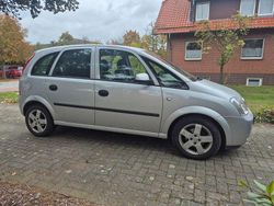 Silber Gebraucht 2005 Opel Meriva Van / Kleinbus | 1.450 € (Guter Preis)