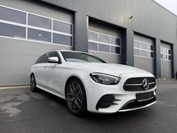 Weiß Gebraucht 2021 Mercedes E200 AMG Limousine | 35.999 € (Guter Preis)