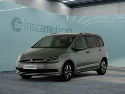 Silber Gebraucht 2024 VW Touran Move Van / Kleinbus | 38.420 € (Fairer Preis)