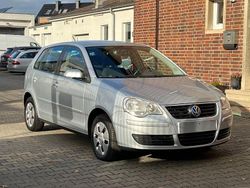 Silber Gebraucht 2008 VW Polo Comfortline Limousine | 3.990 € (Etwas zu teuer)