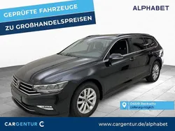 Deep black perleffekt Gebraucht 2022 VW Passat Business Kombi | 16.807 € (Guter Preis)