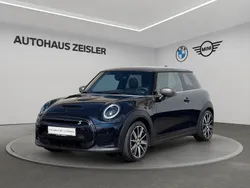 Mini yours enigmatic black Gebraucht 2024 Mini Cooper SE Hatch Kleinwagen | 23.170 € (Fairer Preis)