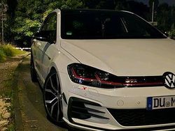 Weiß Gebraucht 2019 VW Golf VII GTI Limousine | 25.000 € (Fairer Preis)