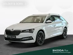 Moonweiß perleffekt met. moonweiß perleffekt met. Gebraucht 2024 Skoda Superb Style Kombi | 33.980 €