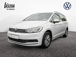 Pure white Gebraucht 2025 VW Touran Comfortline Van / Kleinbus | 29.870 € (Guter Preis)