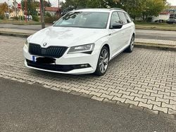 Weiß Gebraucht 2017 Skoda Superb Kombi | 16.000 € (Fairer Preis)