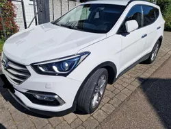 Hyundai Grand Santa Fe