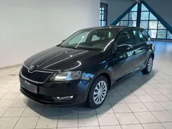 Schwarz Gebraucht 2018 Skoda Rapid Kombi | 11.600 € (Fairer Preis)