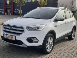 Weiss Gebraucht 2018 Ford Kuga SUV | 11.895 € (Superpreis)