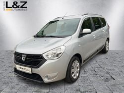 Silber Gebraucht 2017 Dacia Lodgy Lauréate Van / Kleinbus | 9.580 € (Fairer Preis)