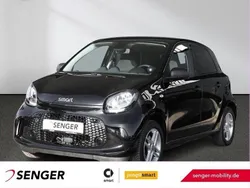 Schwarz Gebraucht 2022 Smart ForFour Electric Drive Limousine | 9.590 € (Fairer Preis)