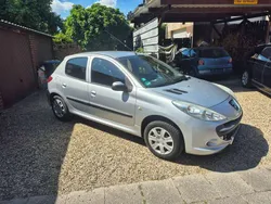 Grau Gebraucht 2009 Peugeot 206+ Kleinwagen | 2.450 € (Fairer Preis)